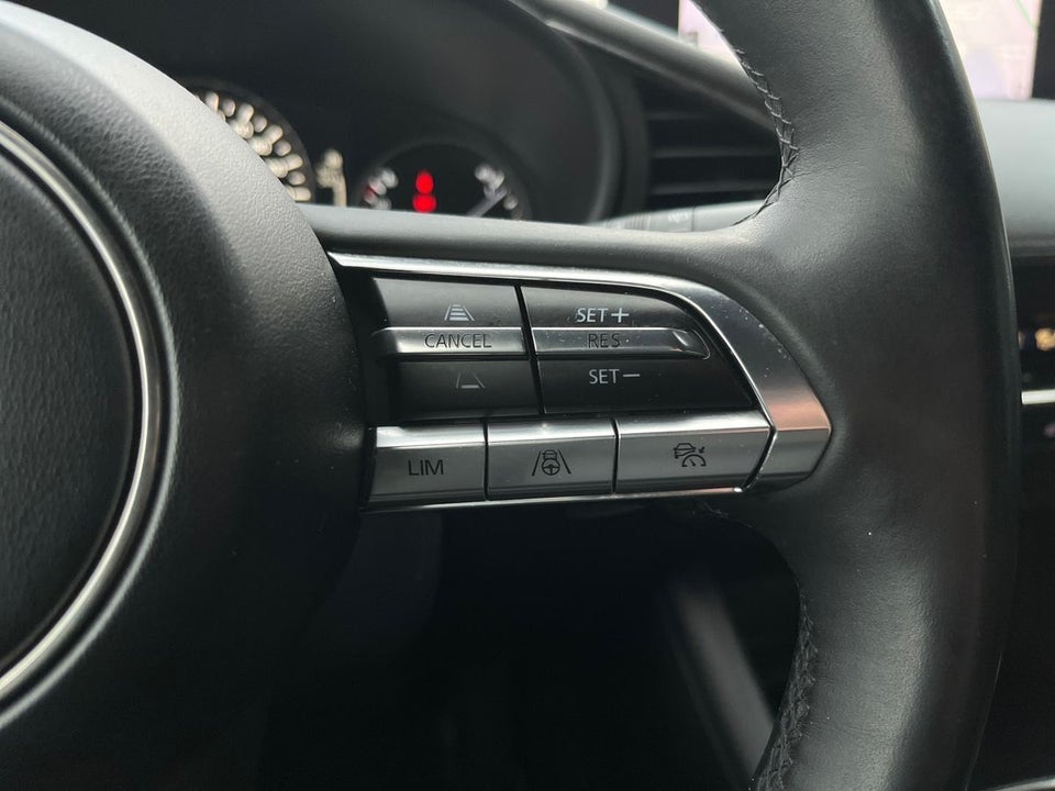 Mazda 3 2,0 SkyActiv-X 180 Cosmo aut. 5d