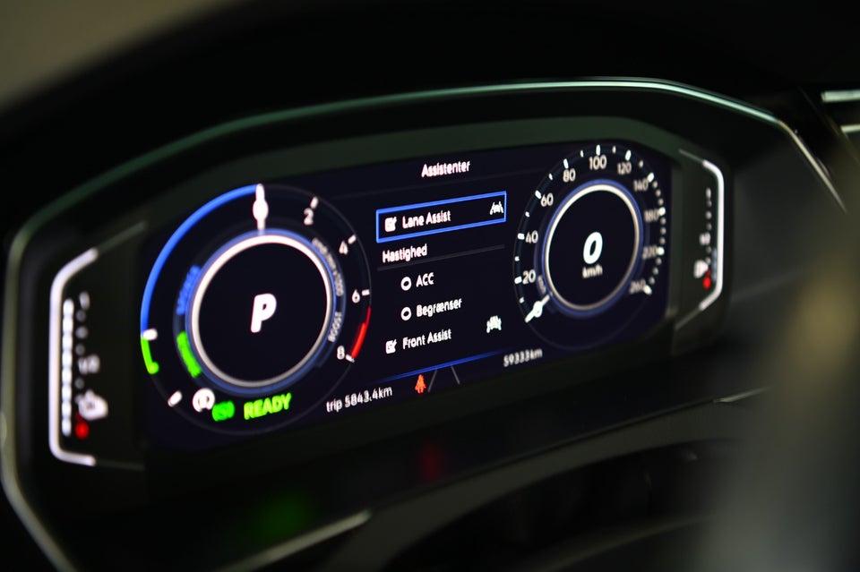 VW Passat 1,4 GTE High Variant DSG 5d