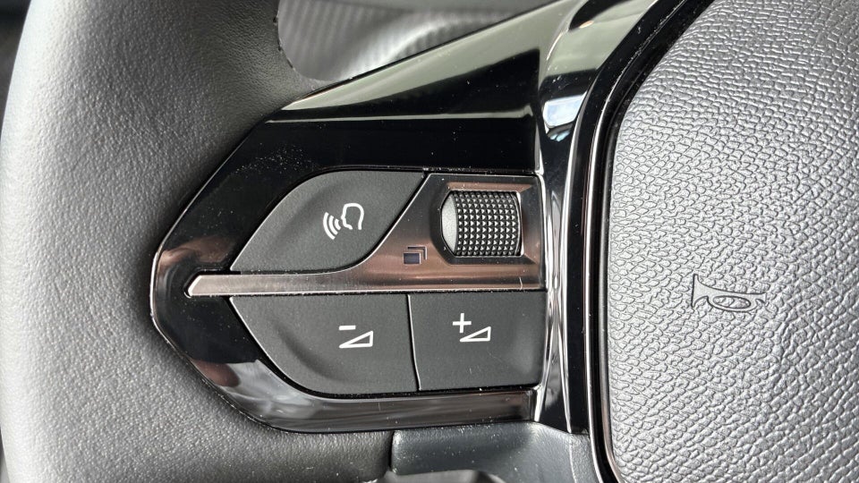 Peugeot e-2008 54 Allure 5d