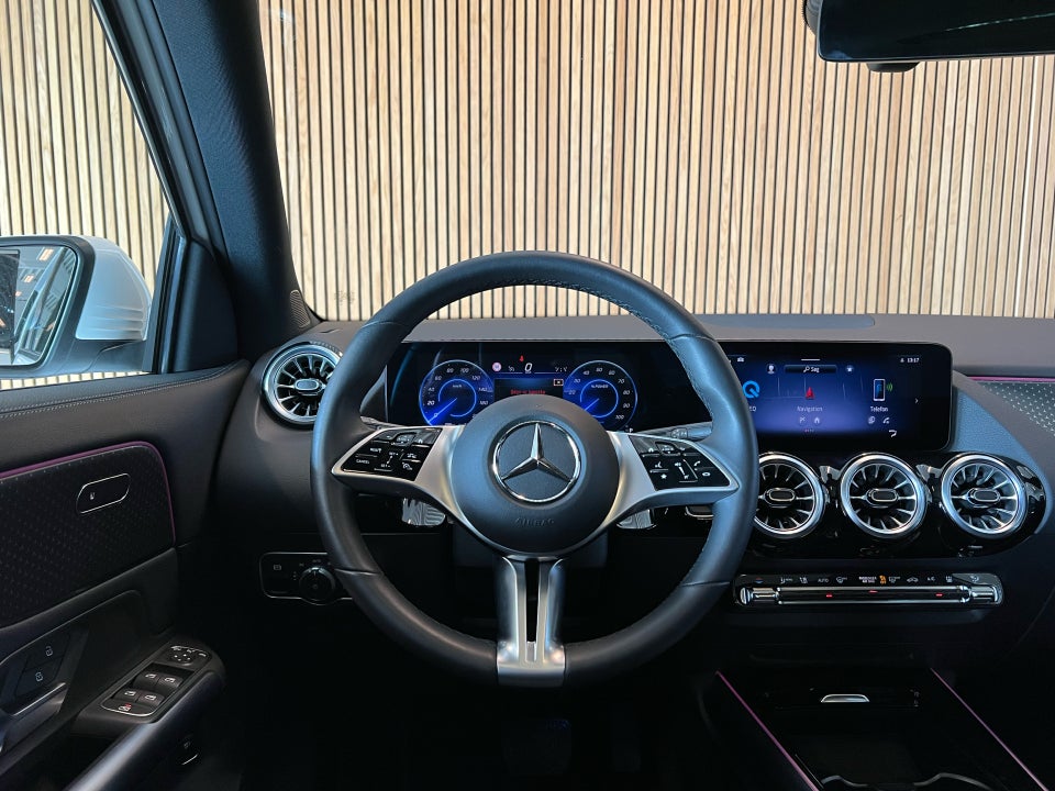 Mercedes EQA250 Progressive 5d