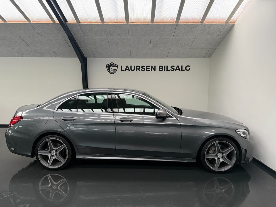 Mercedes C220 d 2,0 AMG Line aut. 4d