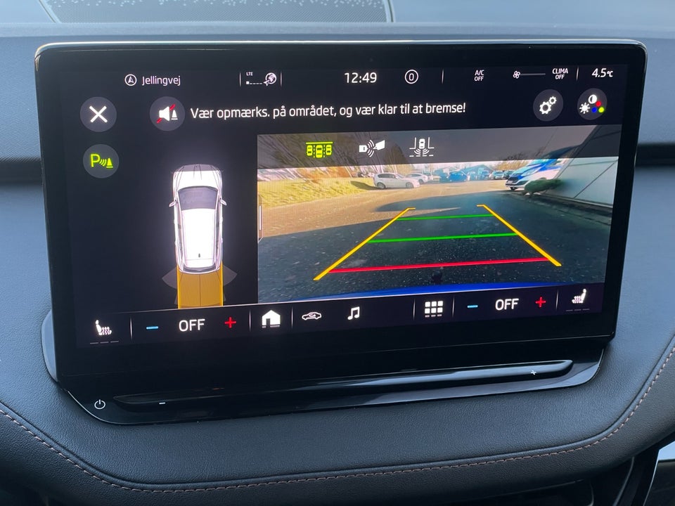 Skoda Enyaq 80 iV Plus Suite 5d