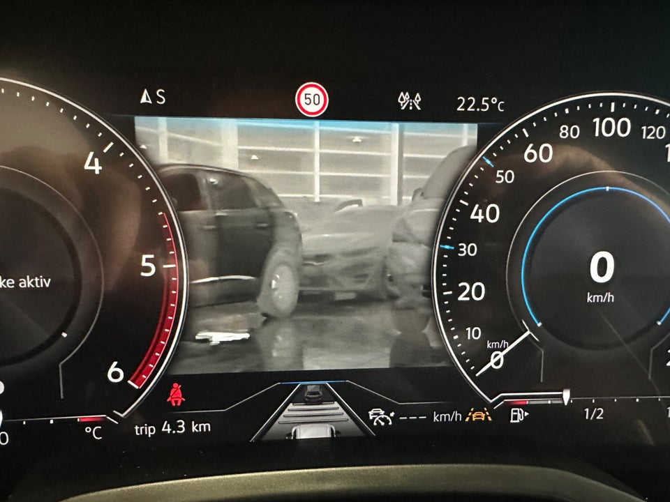 VW Touareg 3,0 TDi 286 R-line aut. 4Motion 5d