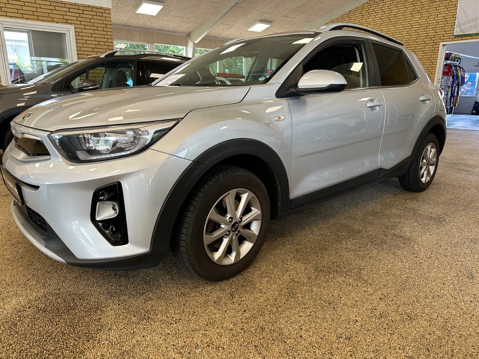 Kia Stonic 1,2 Attraction 5d