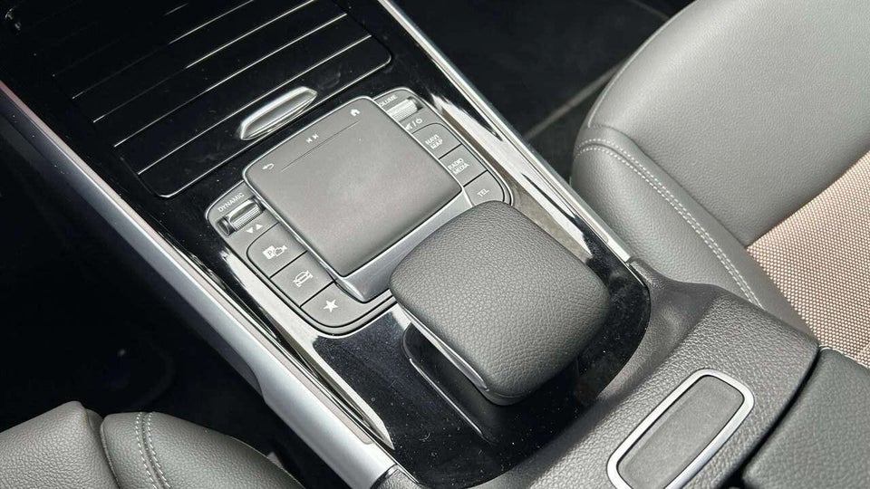 Mercedes EQB250 Electric Art 5d