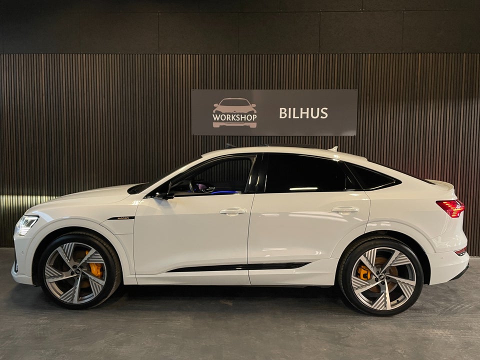 Audi e-tron 55 S-line Sportback quattro 5d