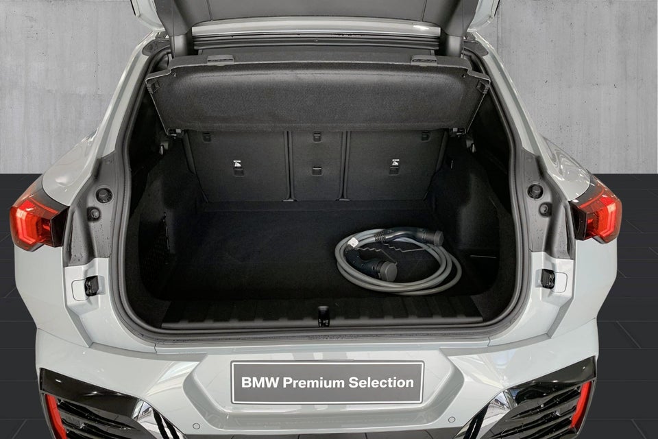 BMW iX2 eDrive20 M-Sport Pro 5d