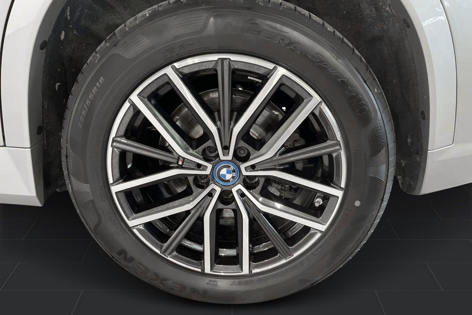 BMW iX1 eDrive20 M-Sport 5d