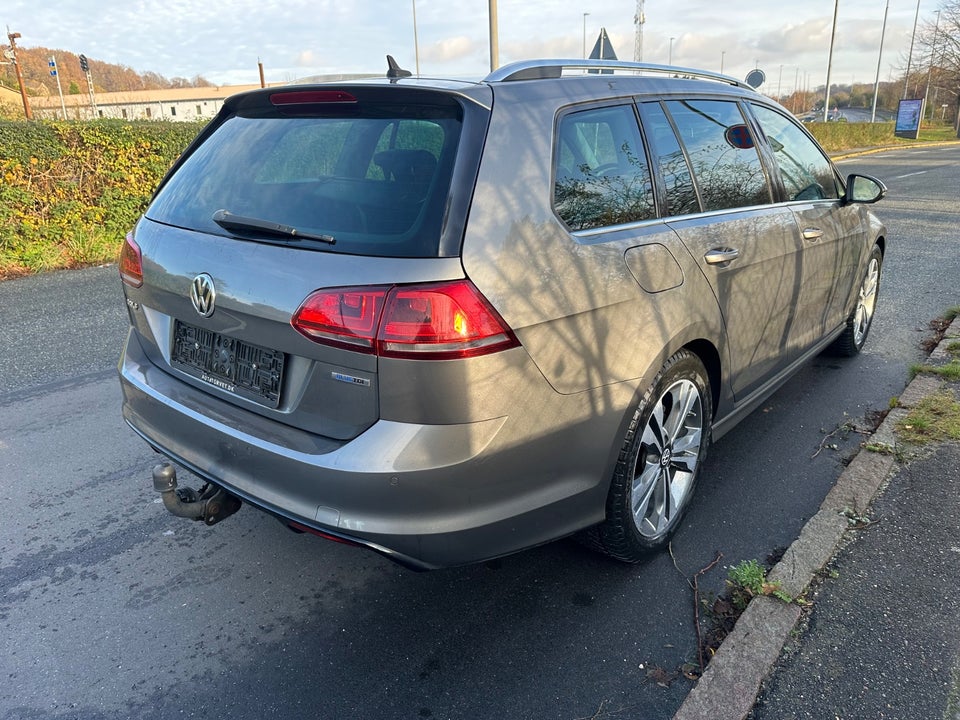 VW Golf VII 1,6 TDi 110 Highline Variant BMT 5d