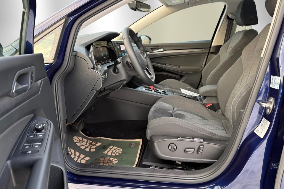 VW Golf VIII 1,5 eTSi 150 Style DSG 5d