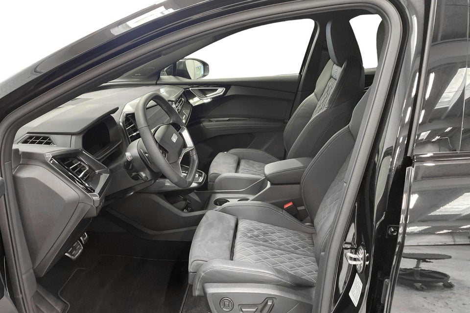 Audi Q4 e-tron 45 S-line Edition 5d