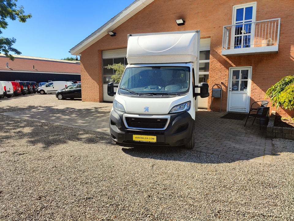 Peugeot Boxer 335 2,2 BlueHDi 165 L3 Alukasse m/lift 2d