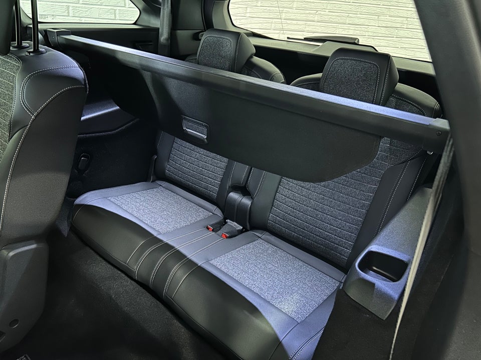 Peugeot e-5008 77 Allure Pack 7prs 5d