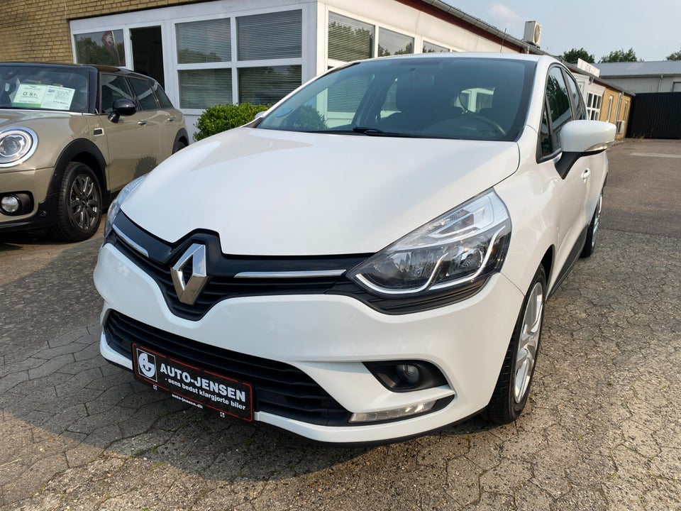 Renault Clio IV 1,5 dCi 90 Zen 5d