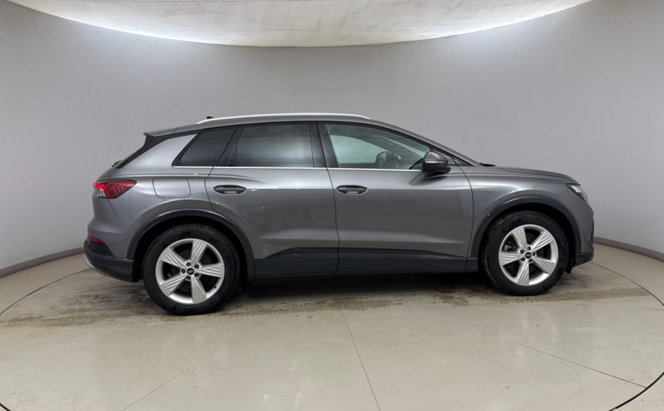 Audi Q4 e-tron 45 Progress 5d