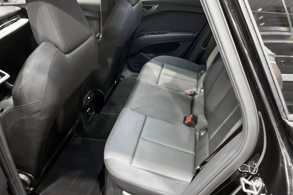 Audi Q4 e-tron 45 Progress 5d