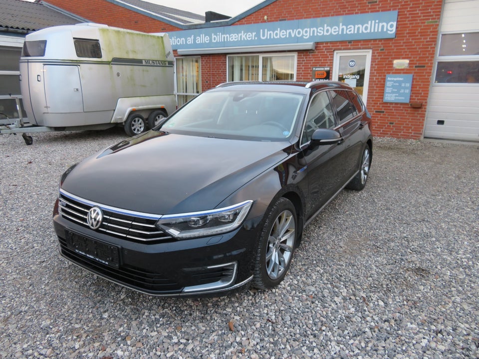 VW Passat 1,4 GTE Variant DSG 5d