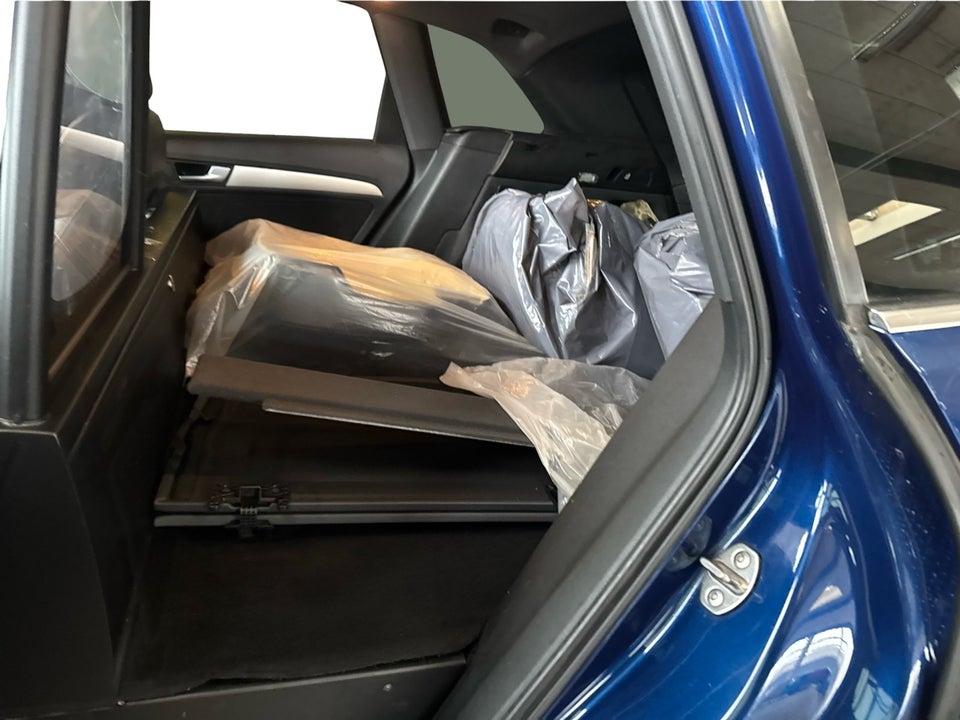 Audi Q5 2,0 TDi 177 S-line quattro S-tr. Van 5d