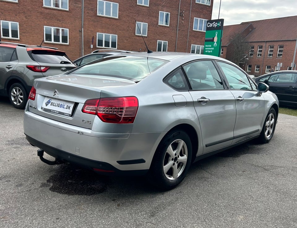 Citroën C5 1,6 HDi 110 Attraction 4d