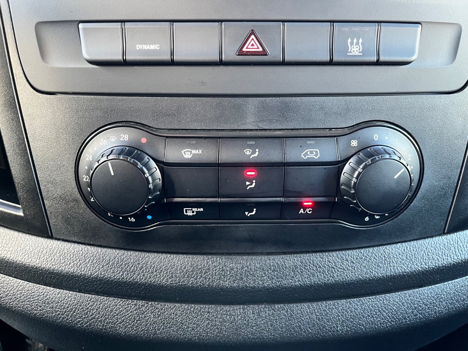 Mercedes eVito 129 Tourer PRO XL Van