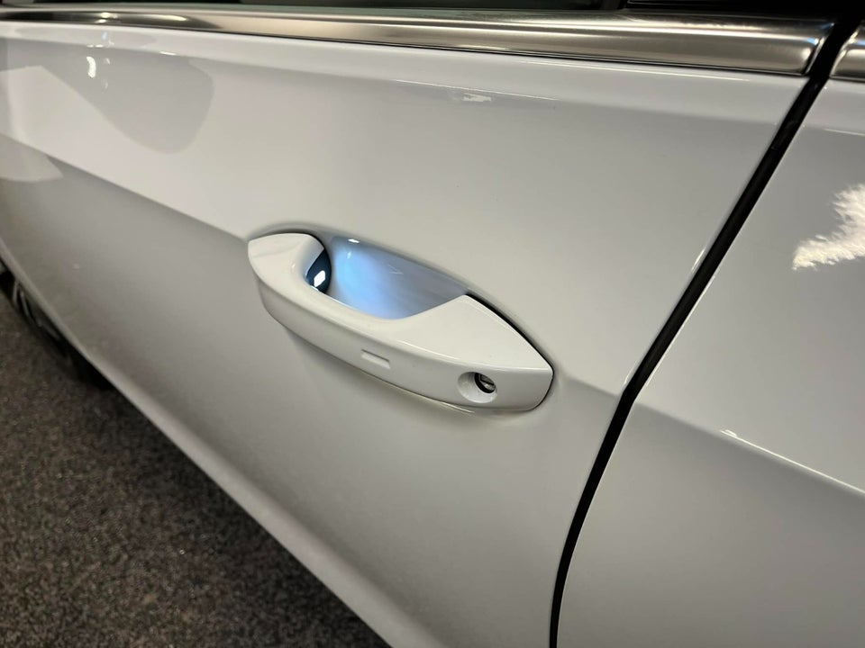 VW Golf VIII 1,4 eHybrid DSG 5d