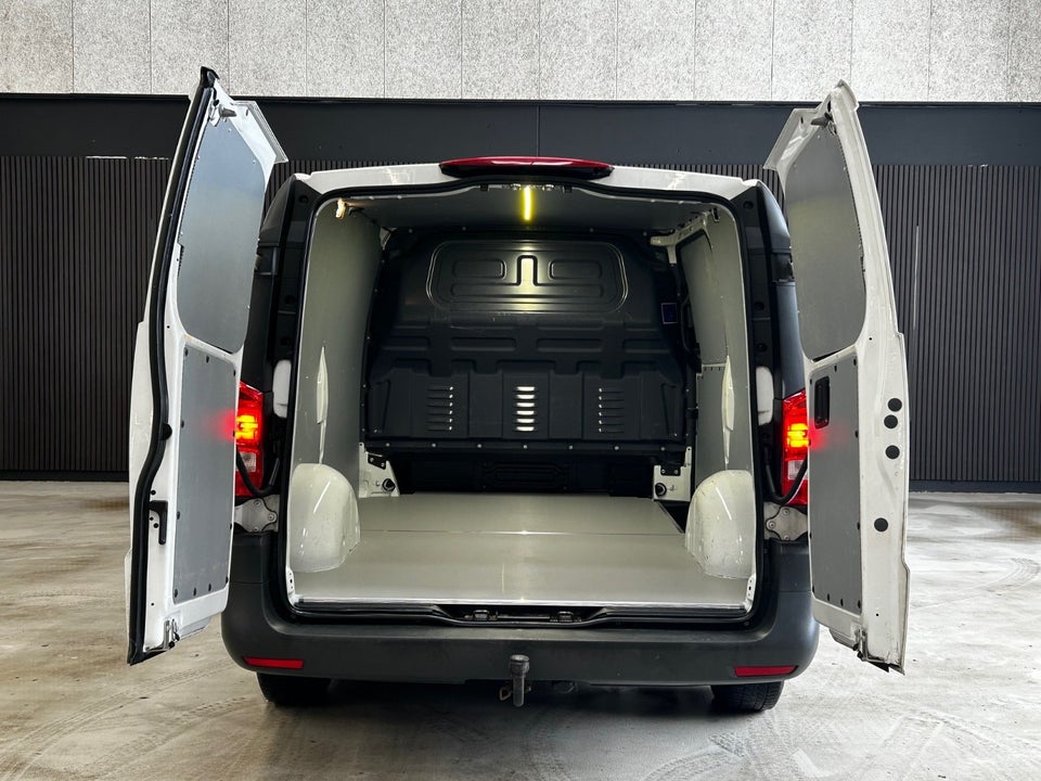 Mercedes Vito 114 2,0 CDi Kassevogn aut. L RWD