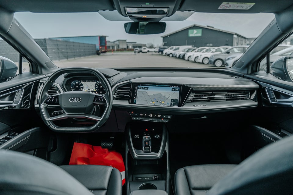 Audi Q4 e-tron 40 Advanced 5d