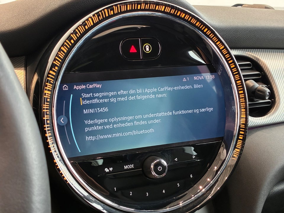 MINI Cooper SE Maximise 3d