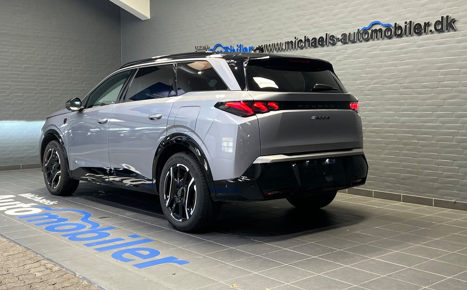 Peugeot e-5008 77 GT 7prs 5d