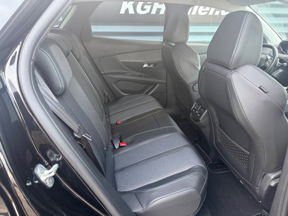 Peugeot 3008 1,6 Hybrid Allure Pack EAT8 5d