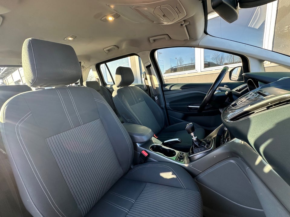 Ford Grand C-MAX 1,0 SCTi 100 Titanium 5d