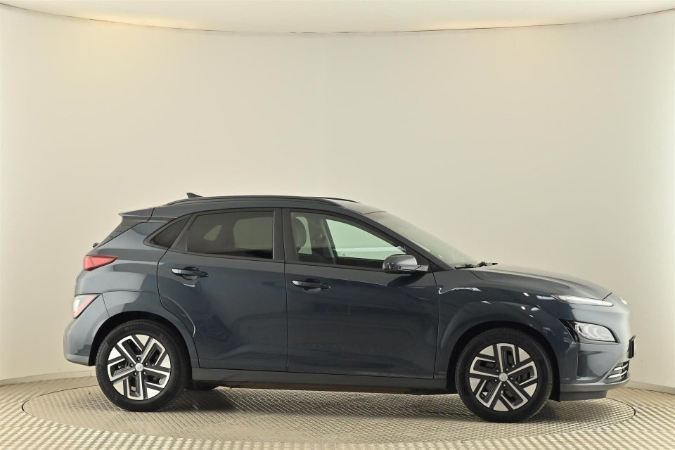Hyundai Kona 64 EV Ultimate 5d