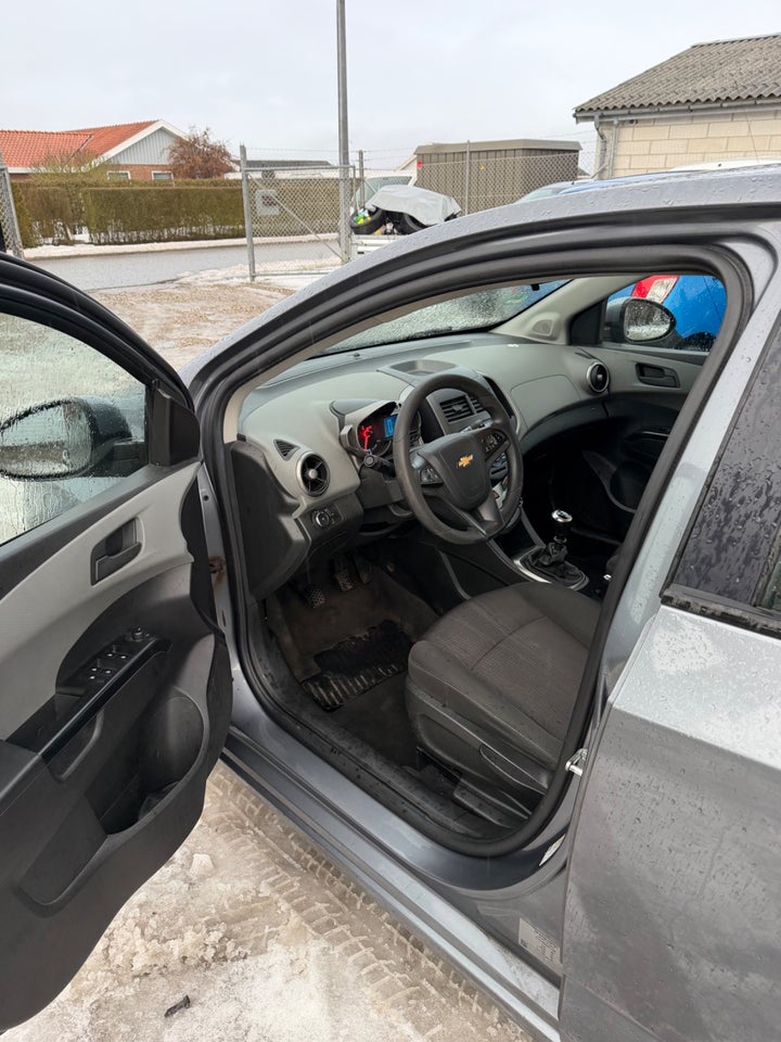 Chevrolet Aveo 1,2 LT 4d