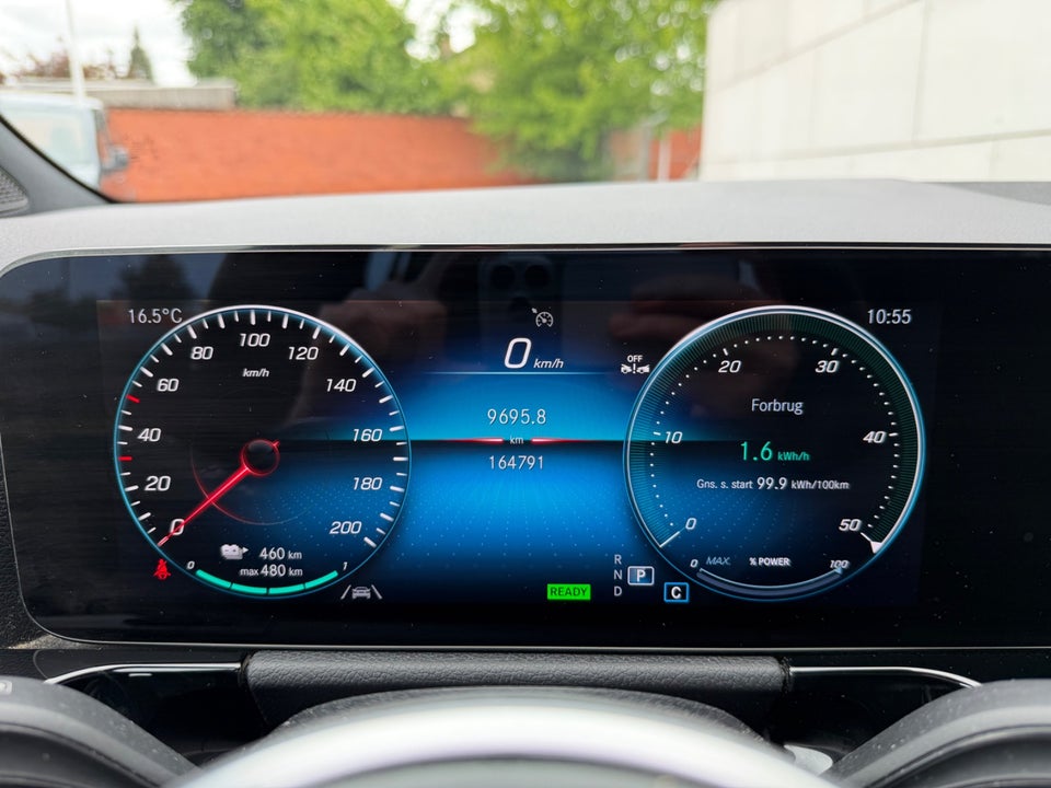 Mercedes EQA250 5d