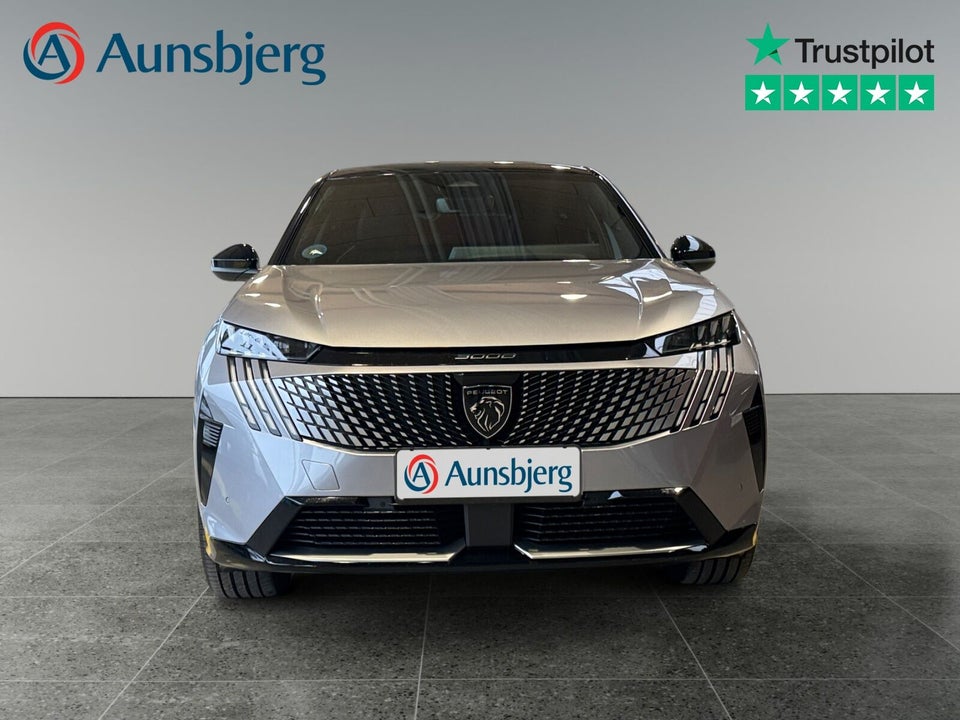 Peugeot e-3008 101 GT 5d