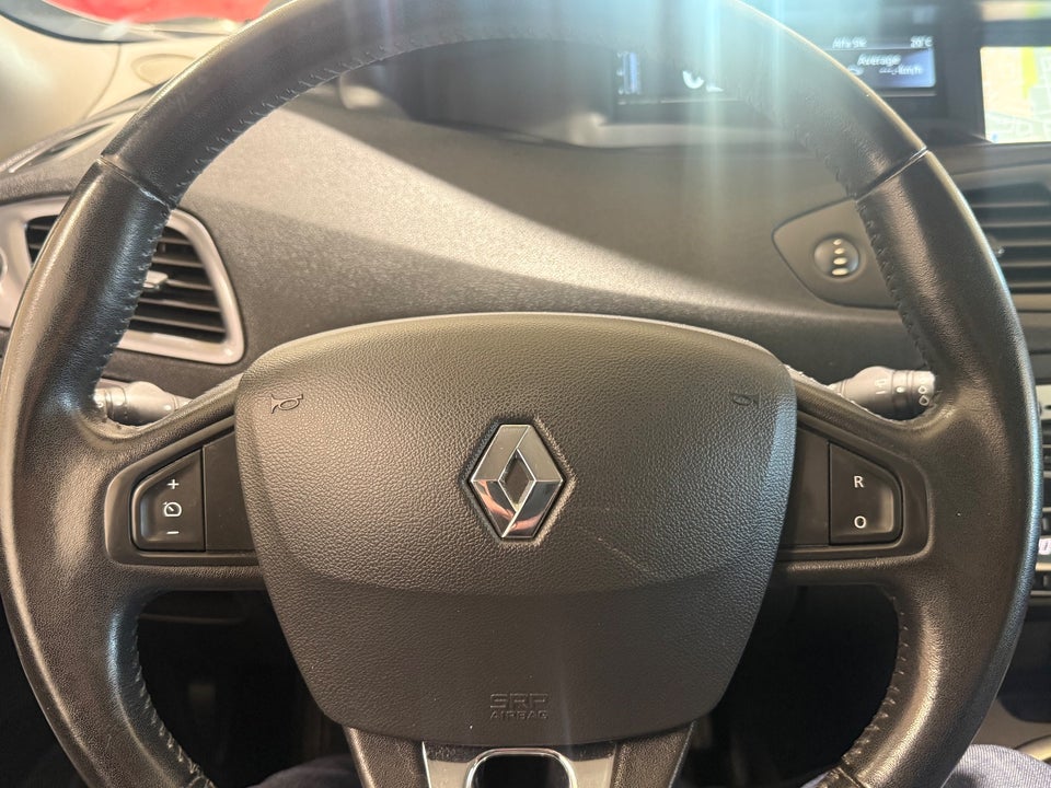 Renault Grand Scenic III 1,5 dCi 110 Dynamique 7prs 5d