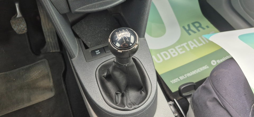 VW Caddy 1,9 TDi 75 4d