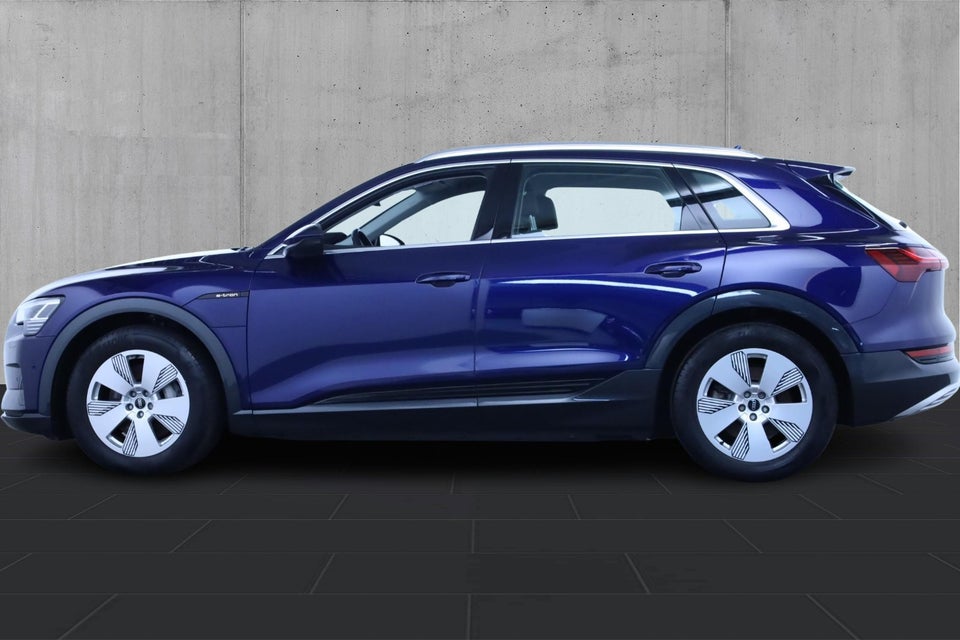 Audi e-tron 55 quattro 5d
