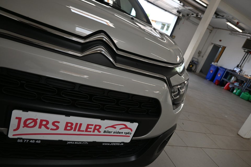 Citroën C3 1,2 PureTech 83 Shine 5d