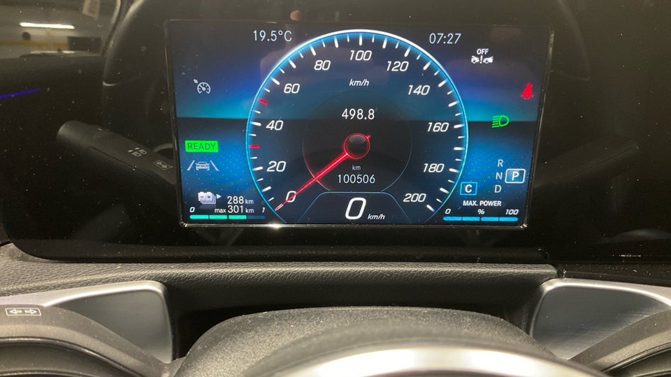 Mercedes EQB300 Progressive 4Matic 7prs 5d