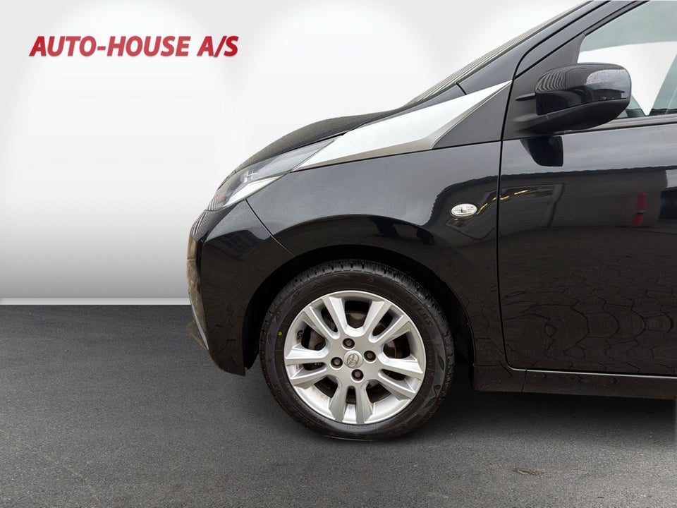 Toyota Aygo 1,0 VVT-i x-cellence 5d
