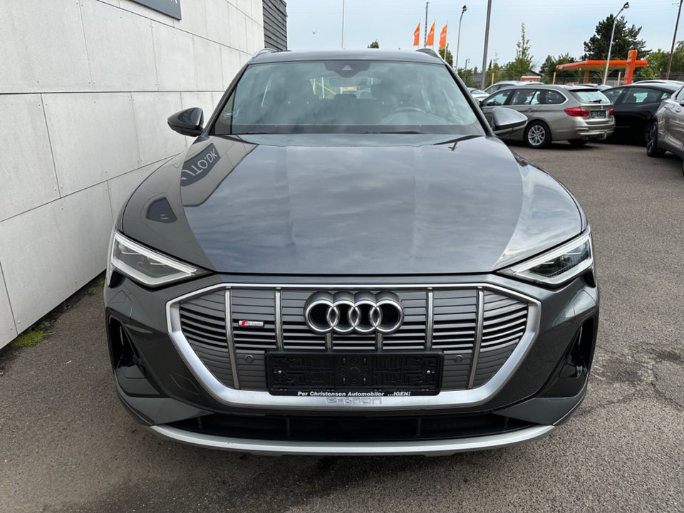 Audi e-tron 55 S-line quattro 5d