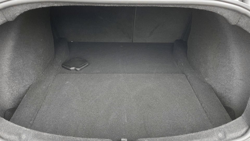 Tesla Model 3 Long Range RWD 4d