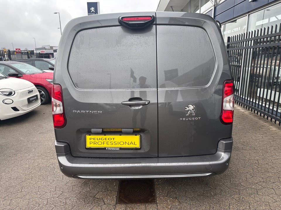 Peugeot Partner 1,2 PureTech 130 L2V2 Ultimate EAT8 Van