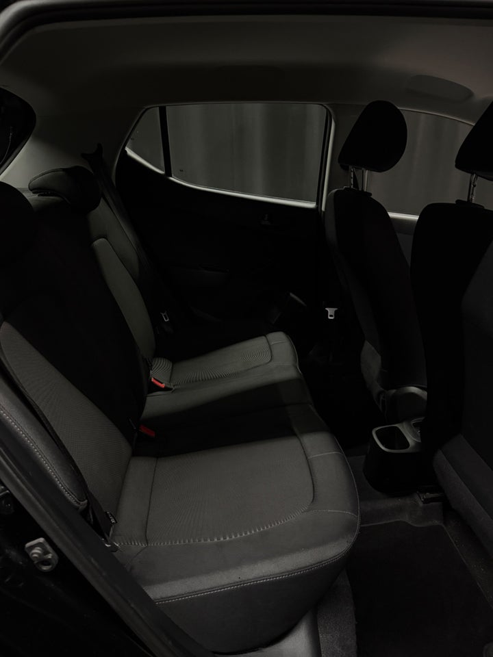 Hyundai i10 1,0 Touch 5d