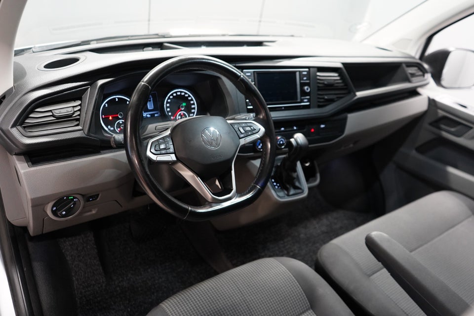 VW Transporter 2,0 TDi 150 Kassevogn DSG lang