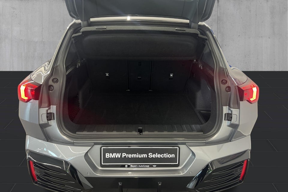 BMW iX2 eDrive20 M-Sport 5d