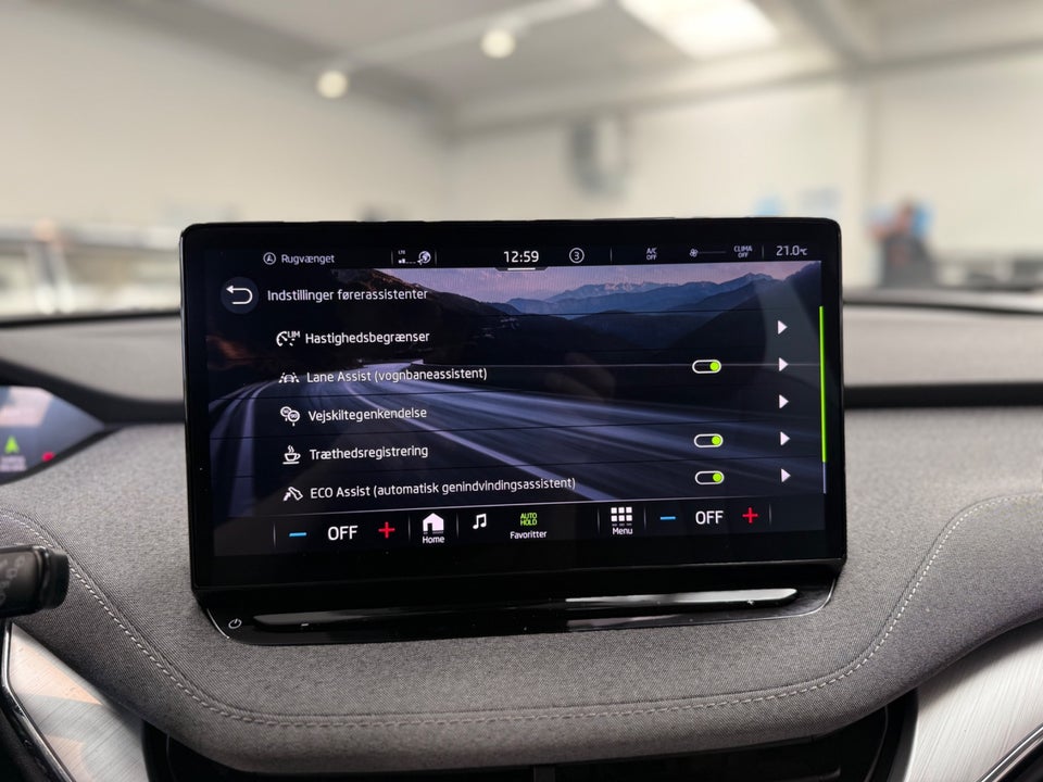Skoda Enyaq 60 iV Loft 5d