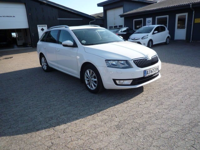 Skoda Octavia 1,4 TSi 140 Elegance Combi 5d