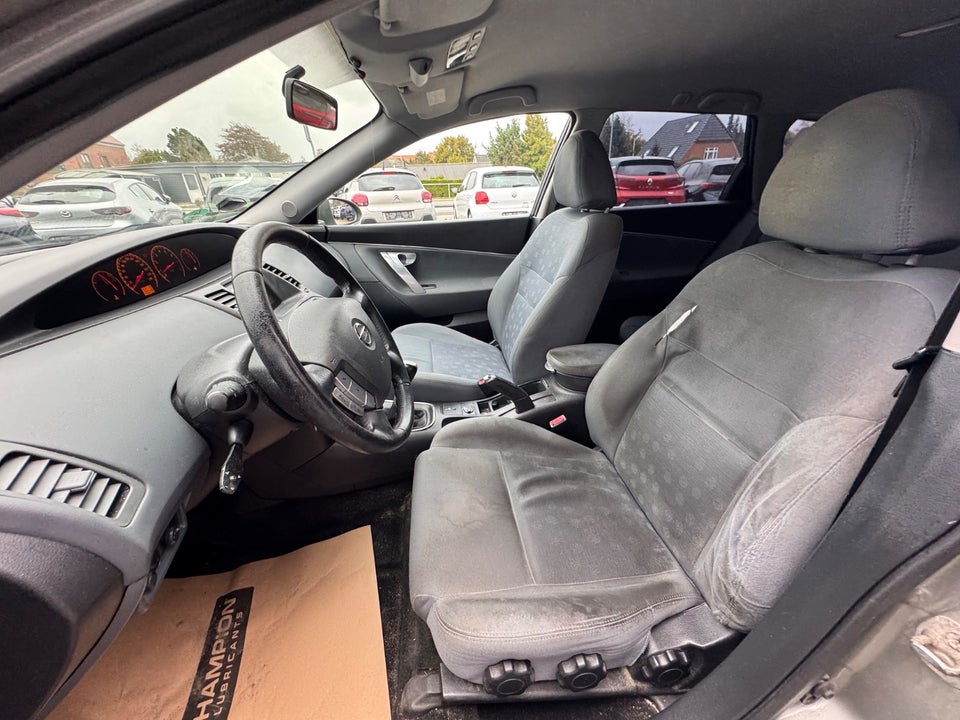 Nissan Primera 1,6 Acenta stc. 5d